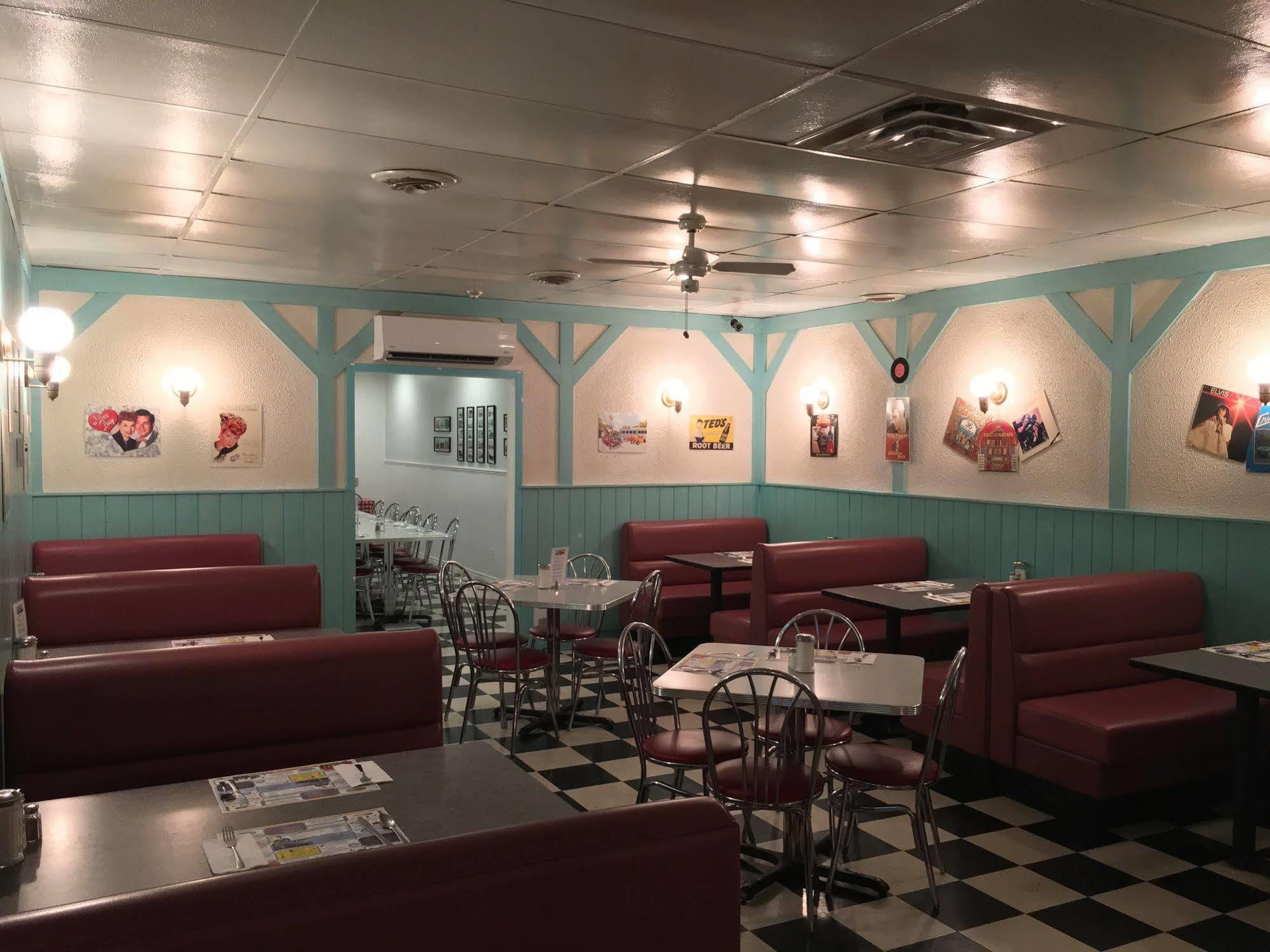 Fairway Inn Sussex Dış mekan fotoğraf