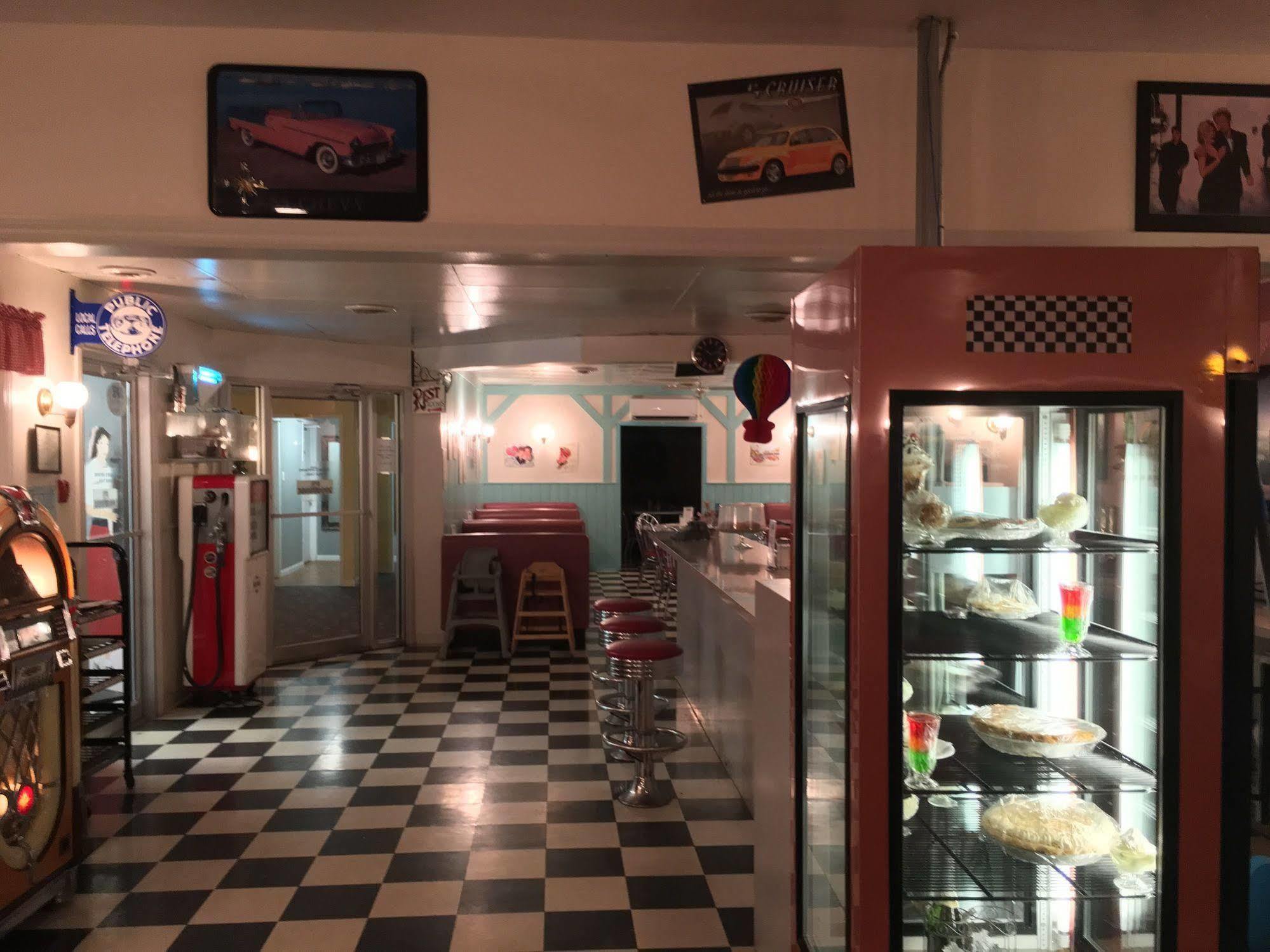 Fairway Inn Sussex Dış mekan fotoğraf