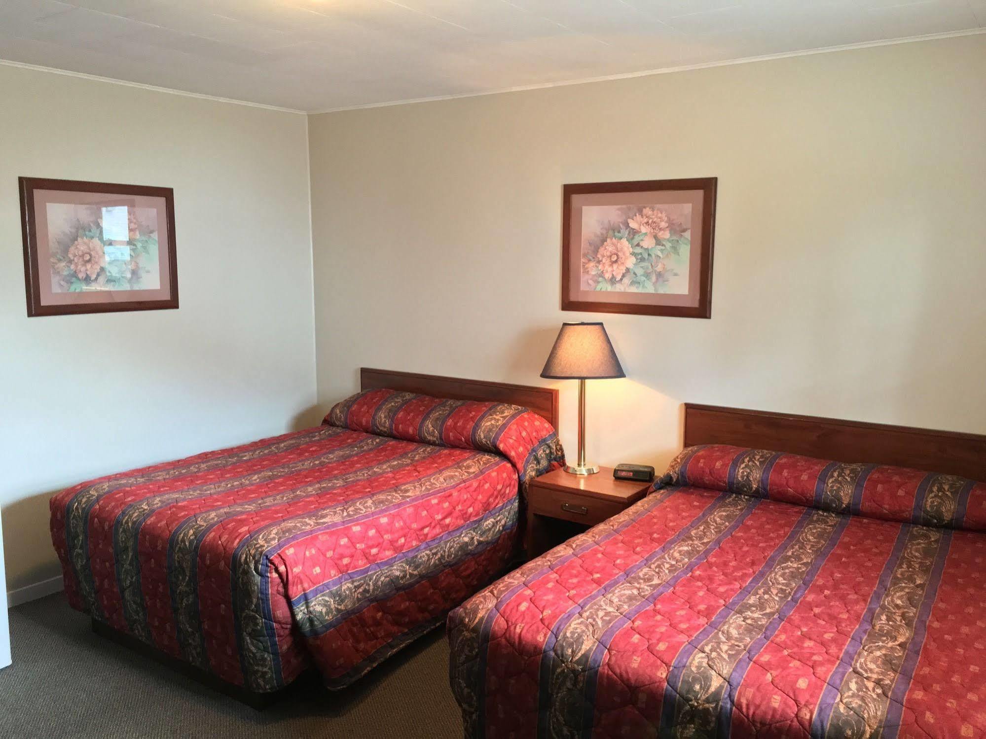Fairway Inn Sussex Dış mekan fotoğraf