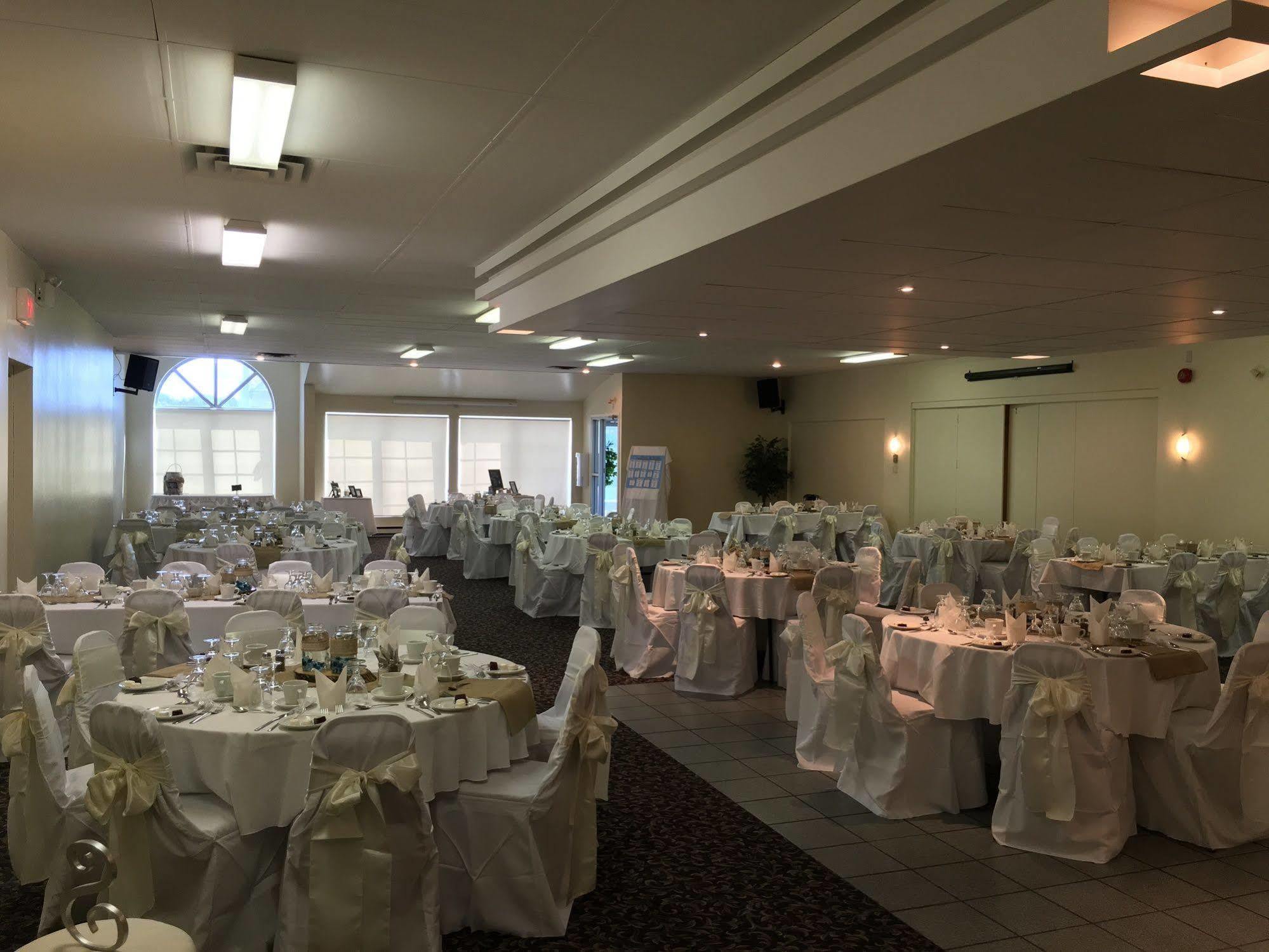 Fairway Inn Sussex Dış mekan fotoğraf